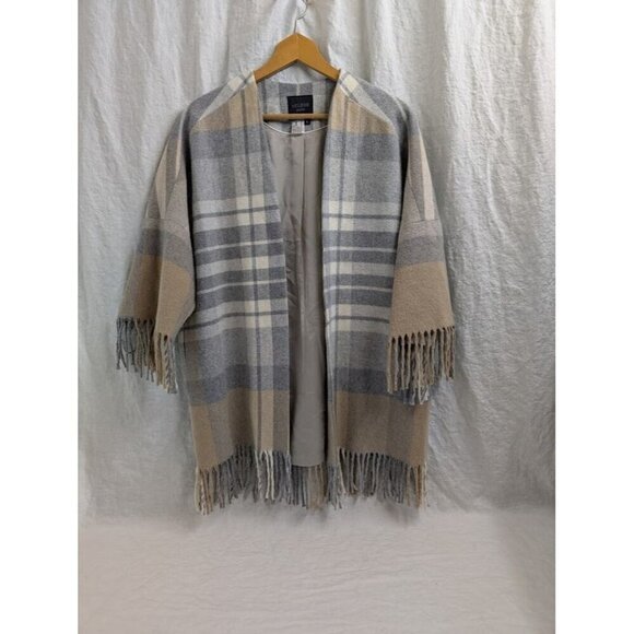 Helene London Jackets & Blazers - Helene London women's size Large plaid wool blend jacket with fringe neutral